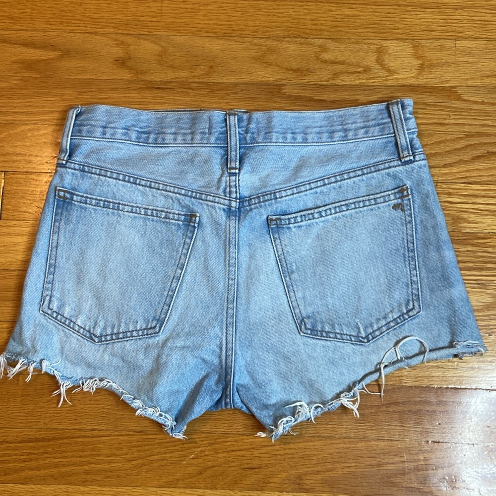 NWOT Madewell Relaxed Denim Shorts. Size 26 - Picture 7 of 13